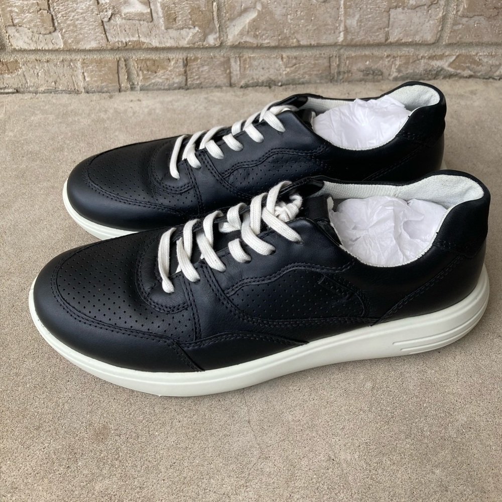 Ecco Danish Disign Black Sneakers Size 39🌸